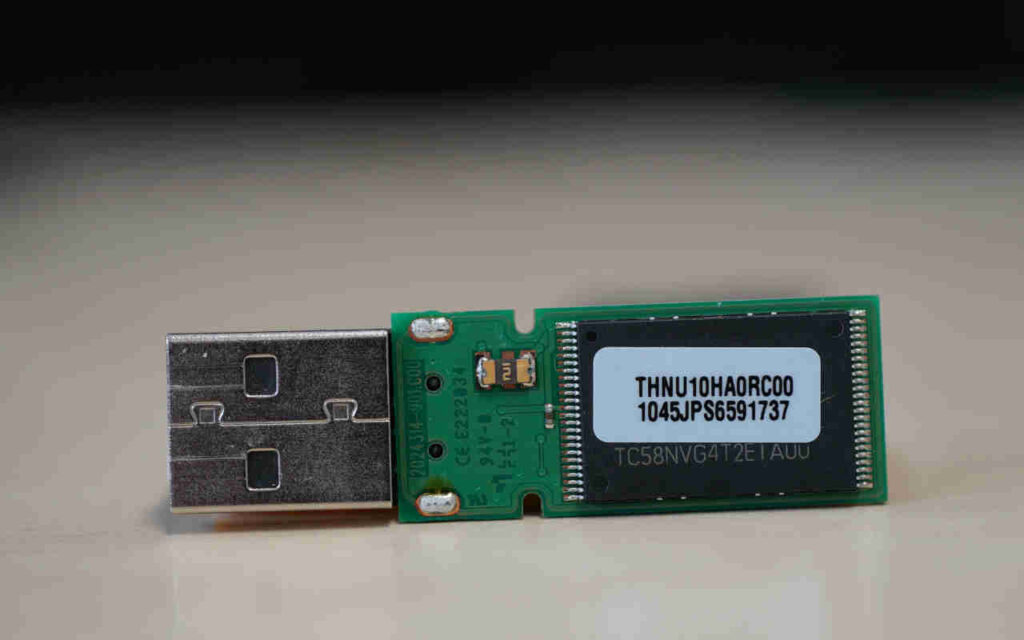 odzyskiwanie danych z pendrive